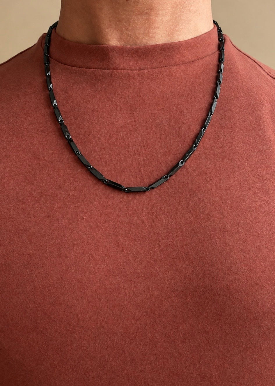 Black Edge Chain