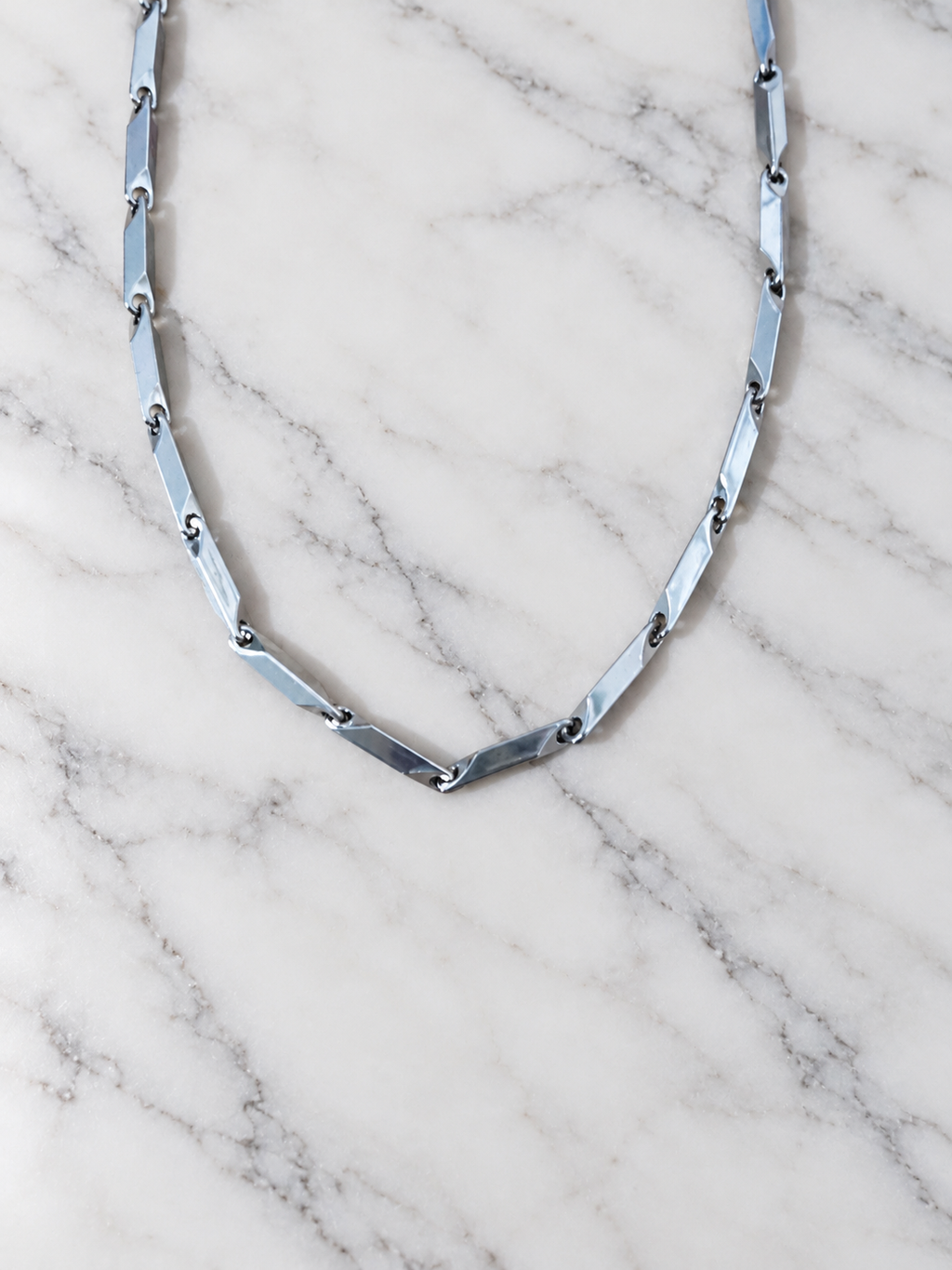 Silver Edge Chain
